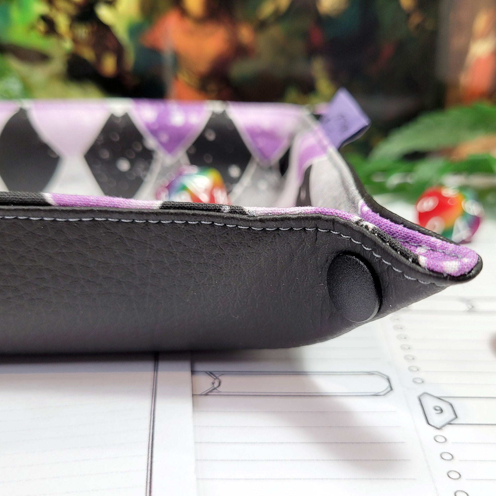 Asexual Pride Dragon Scales faltbare Würfelunterlage S