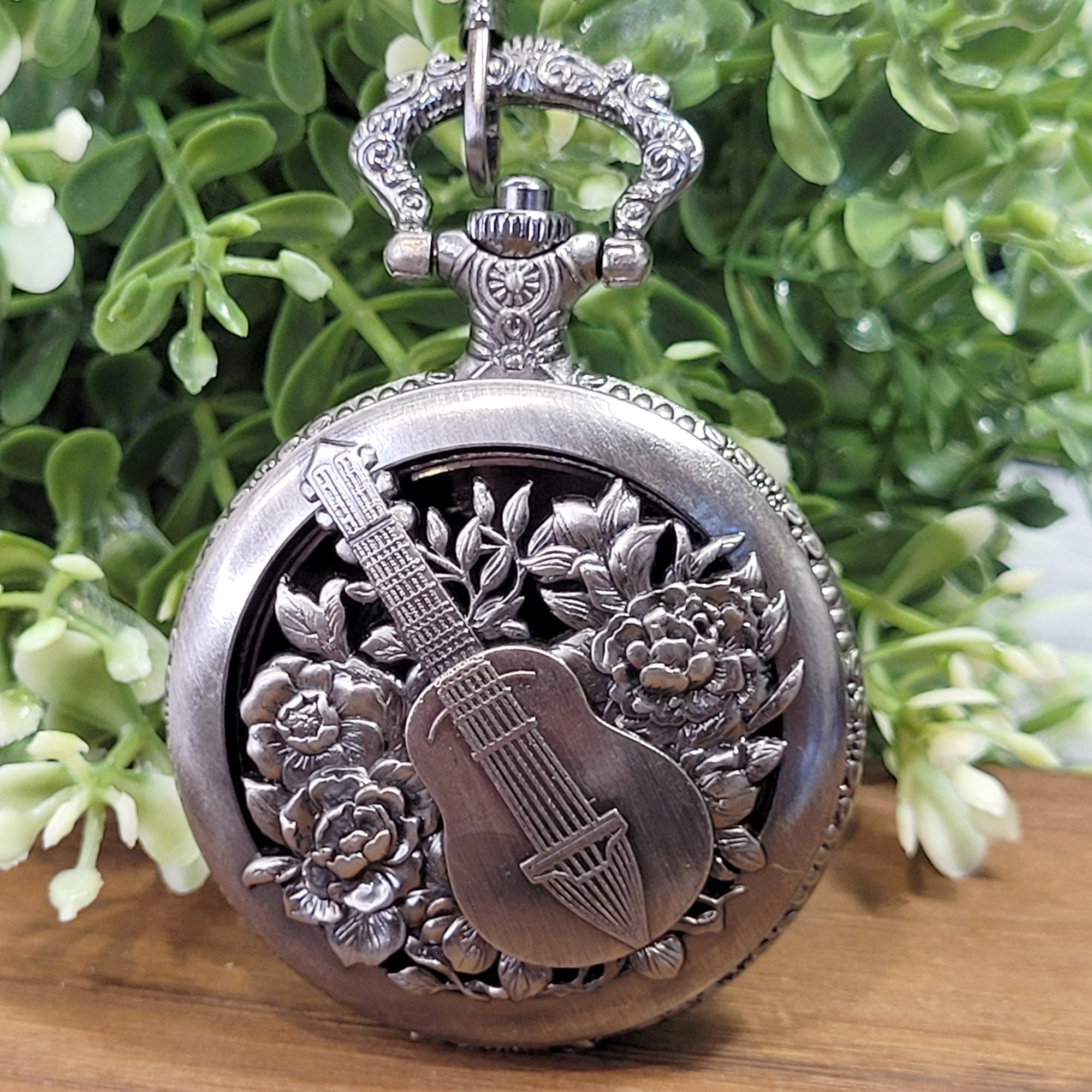 Mini Metallwürfel mit Aufbewahrung im Taschenuhrformat: Bards Song