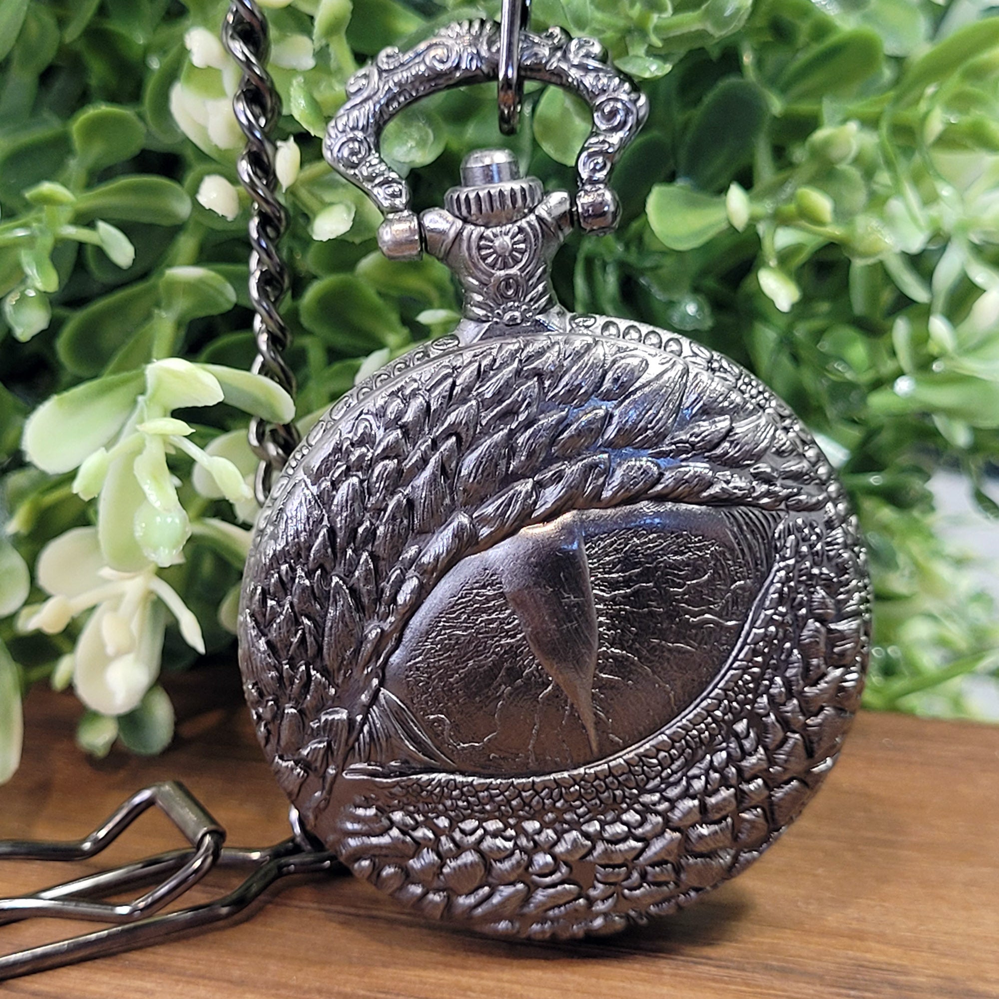 Mini Metallwürfel mit Aufbewahrung im Taschenuhrformat: Silver Watching Eye