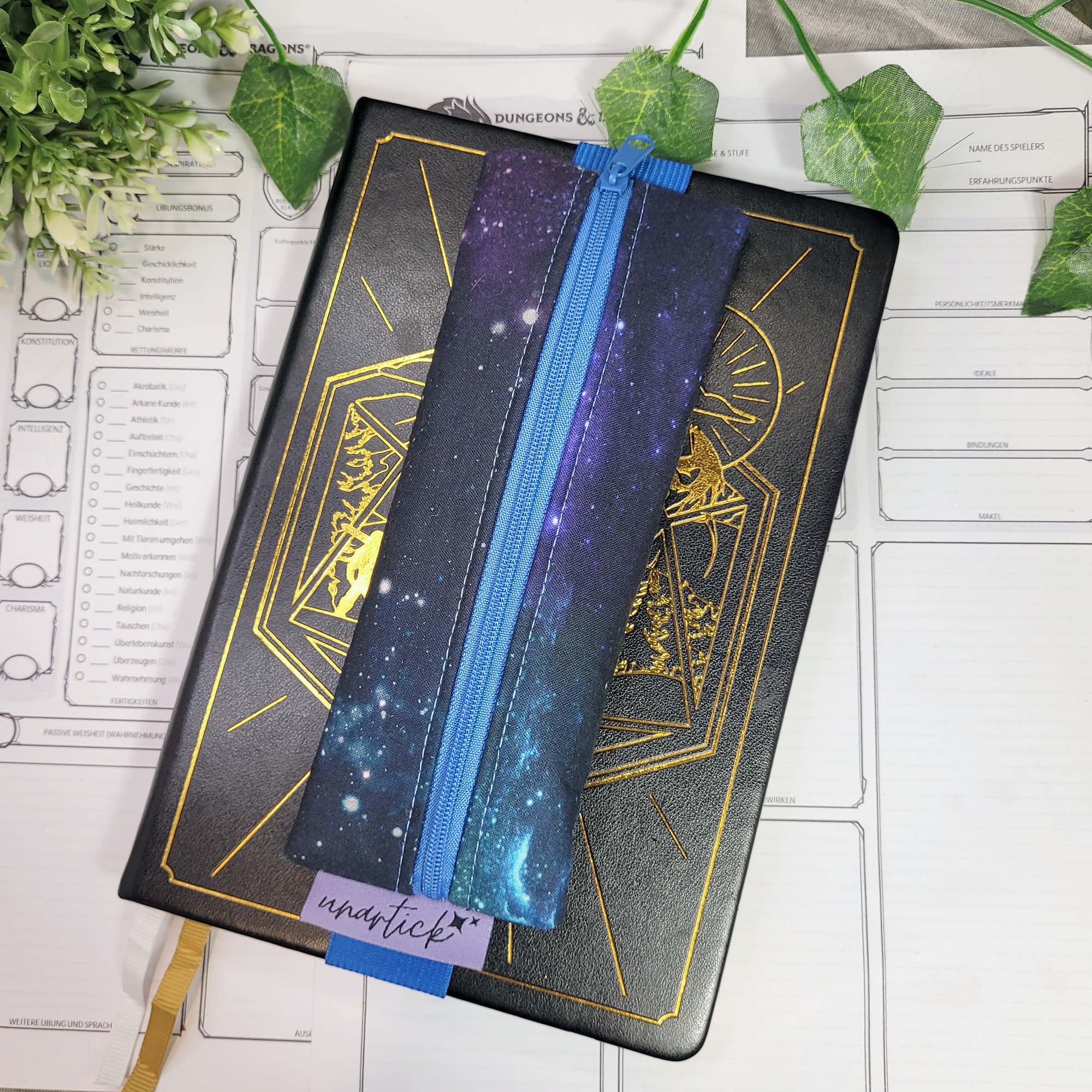 Mäppchen "Universe" mit Gummiband