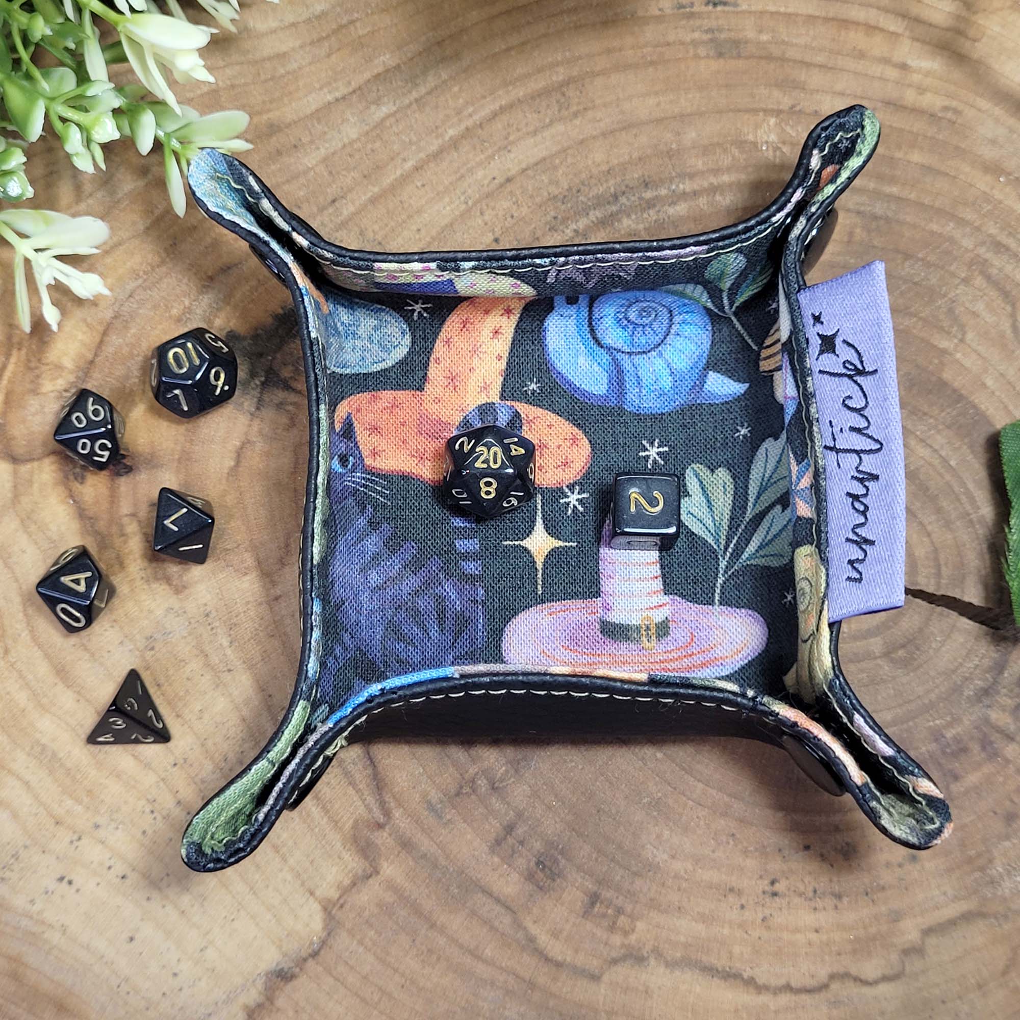 Witchy Hats faltbare Würfelunterlage XXS in Pixiegröße