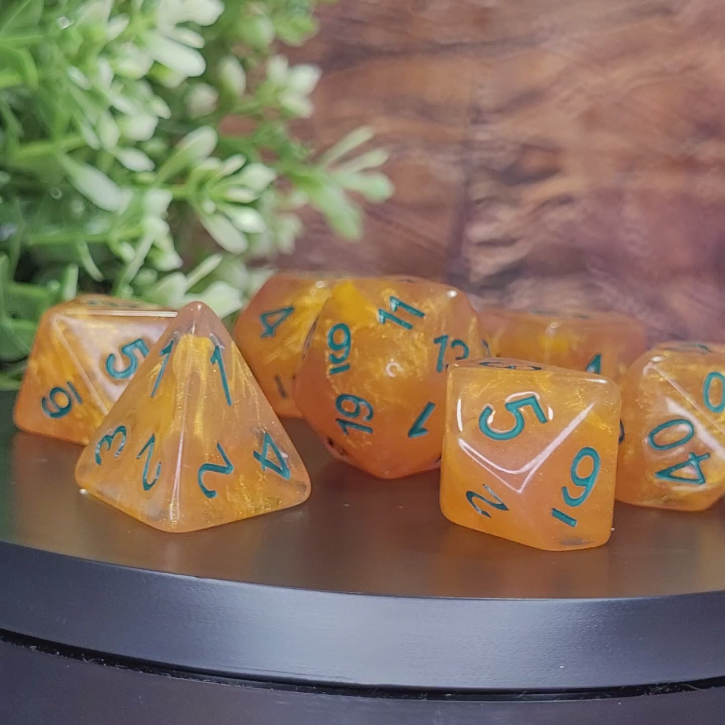 Lindorm Dice: Wild Berry Tea