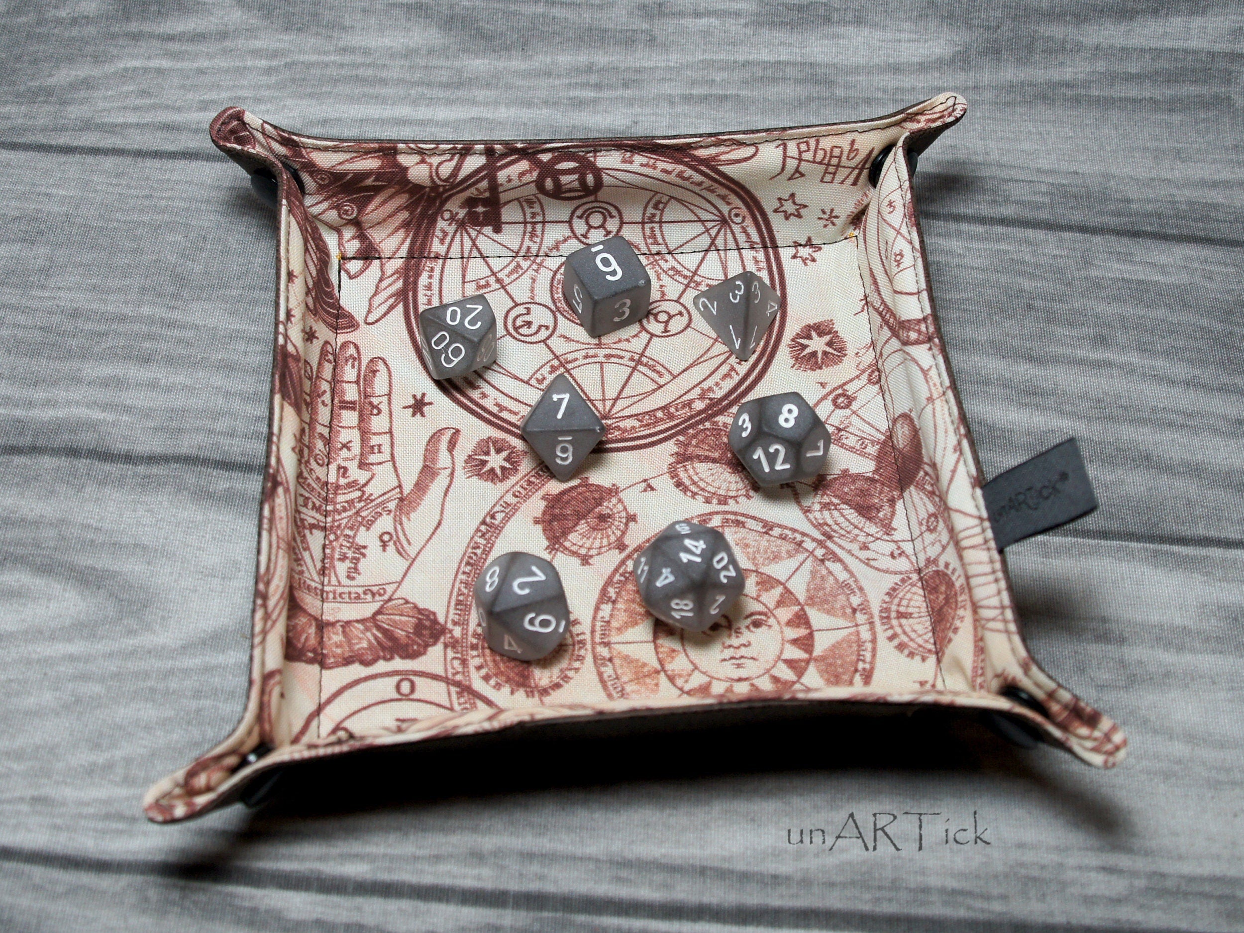 Occultism foldable dice mat S