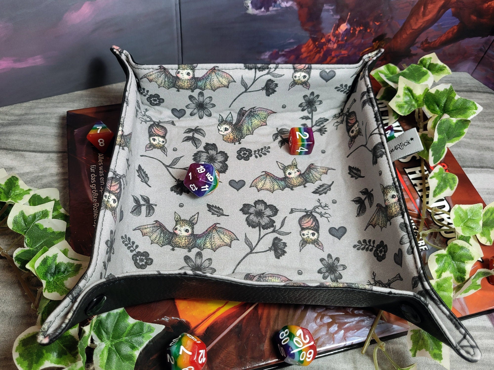 Bats foldable dice mat L