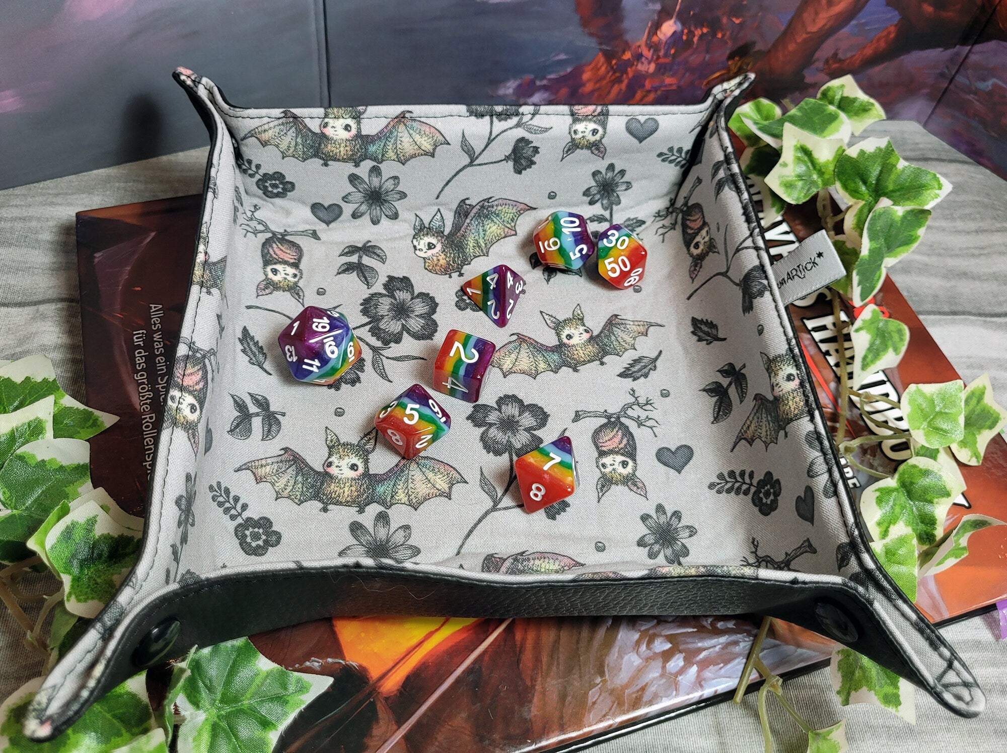 Bats foldable dice mat L