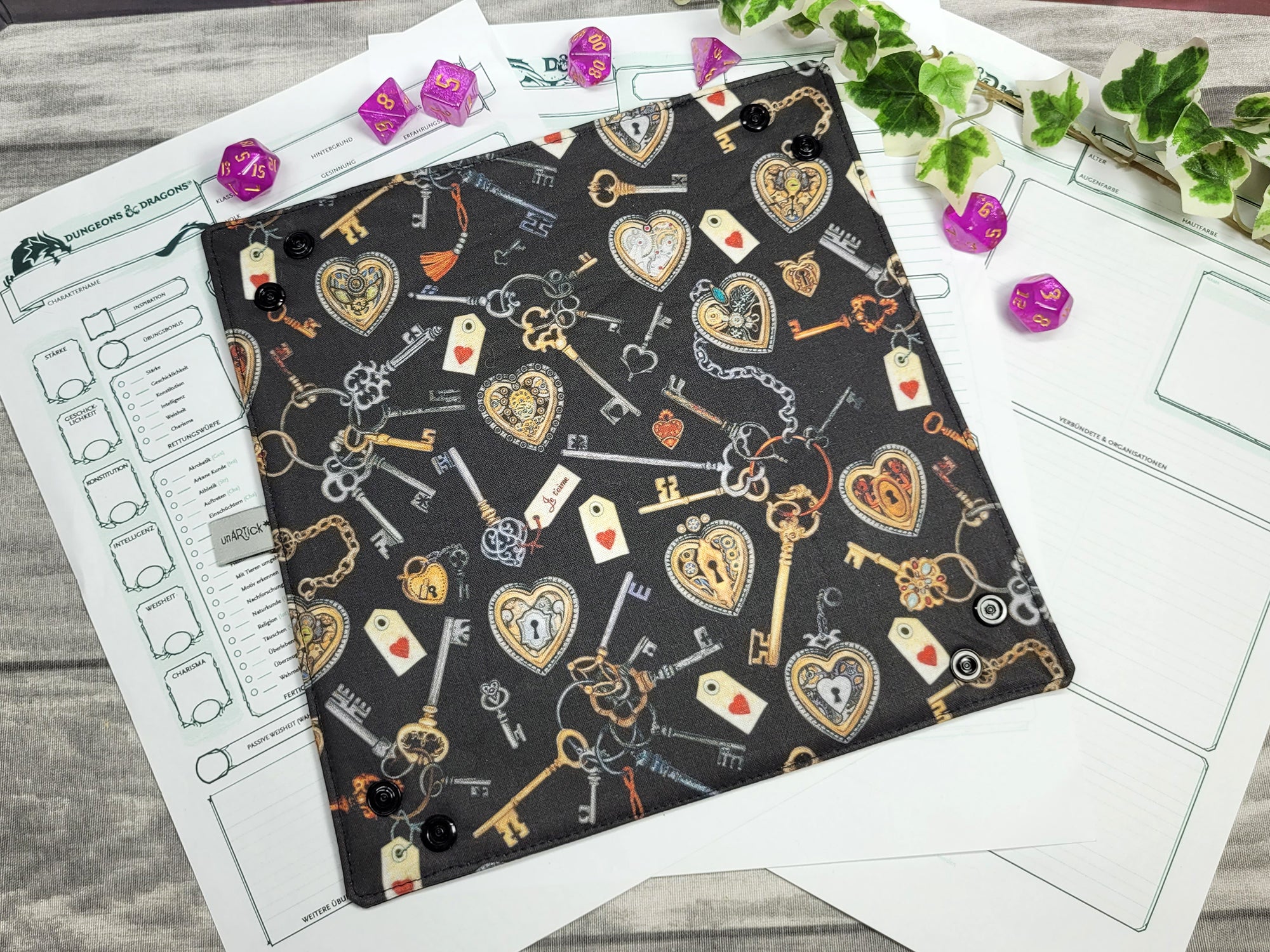 Key foldable cube pad L