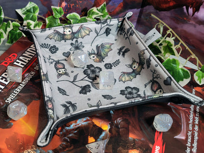 Bats foldable dice mat S