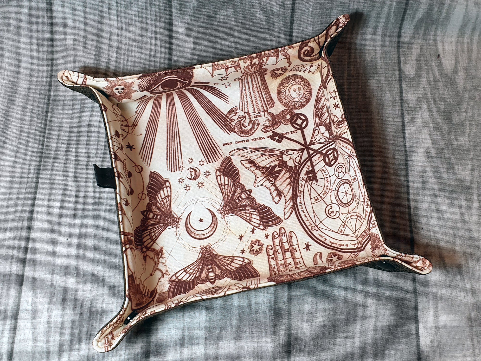 Occultism faltbare Würfelunterlage L