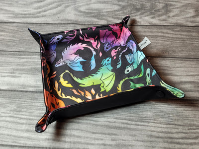 Rainbow Dragons faltbare Würfelunterlage L