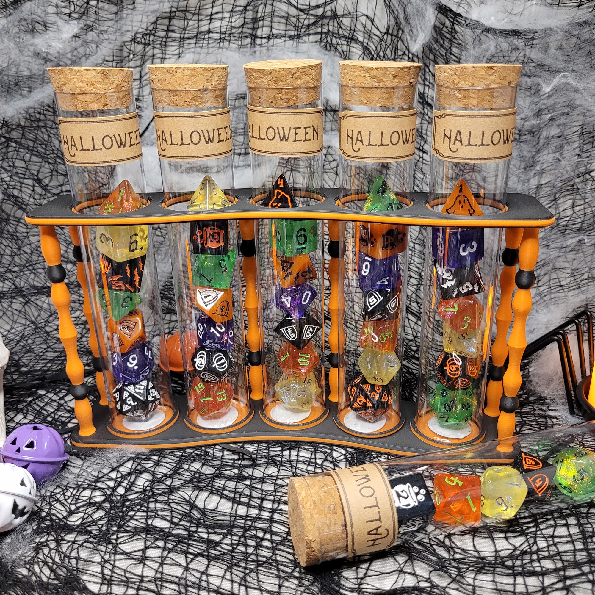 Display for unartick dice theme sets: Red