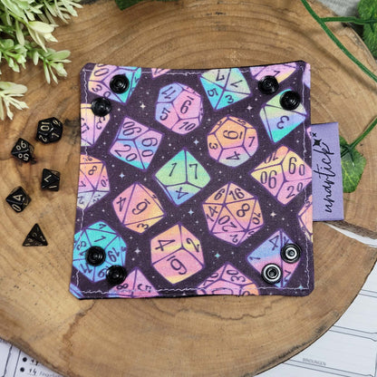 Multicolor Dice faltbare Würfelunterlage XXS in Pixiegröße