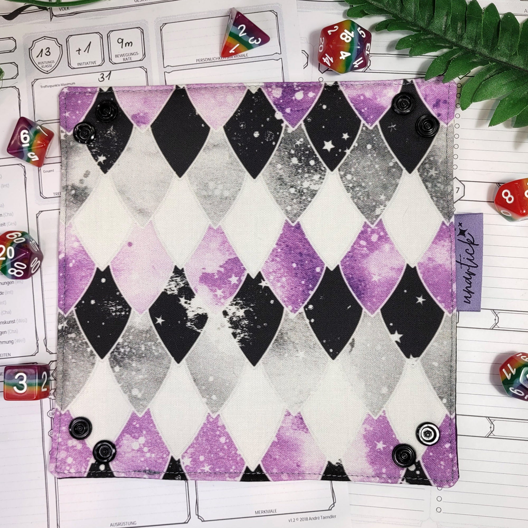 Asexual Pride Dragon Scales faltbare Würfelunterlage S