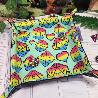 Pansexual Pride Dice faltbare Würfelunterlage L