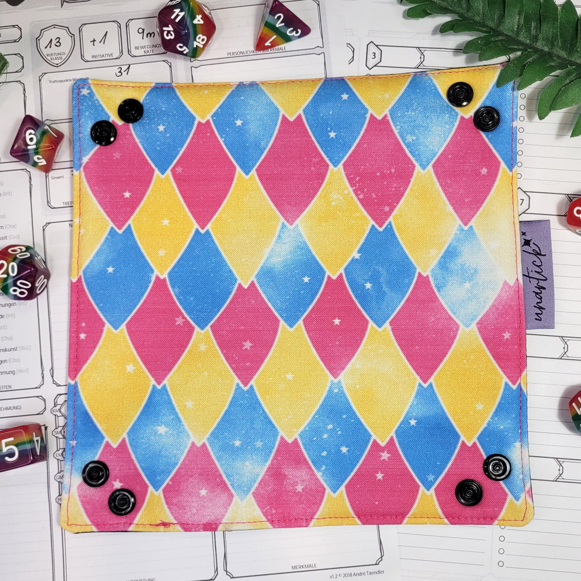 Pansexual Pride Dragon Scales faltbare Würfelunterlage S
