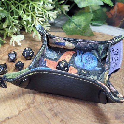 Witchy Hats faltbare Würfelunterlage XXS in Pixiegröße