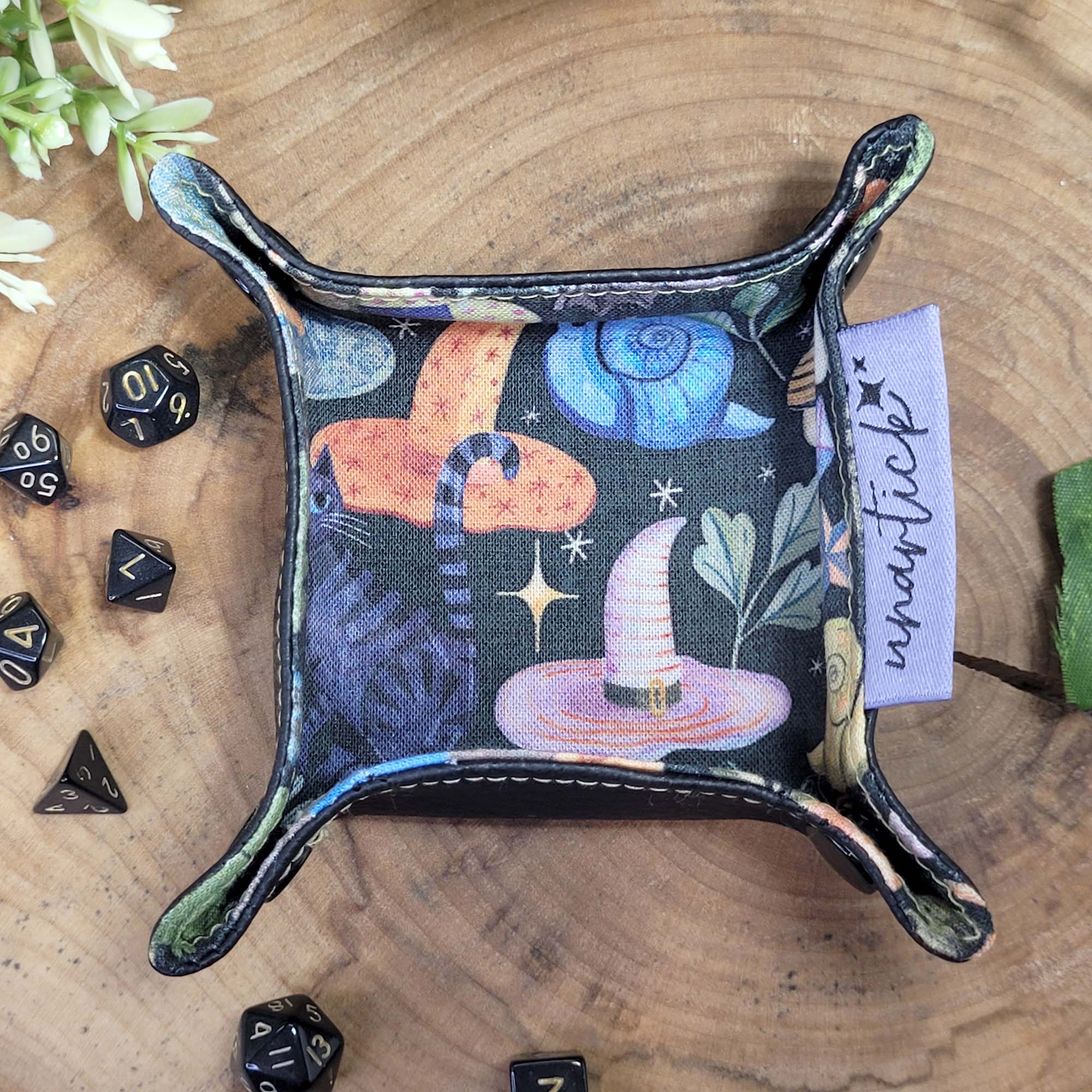 Witchy Hats faltbare Würfelunterlage XXS in Pixiegröße