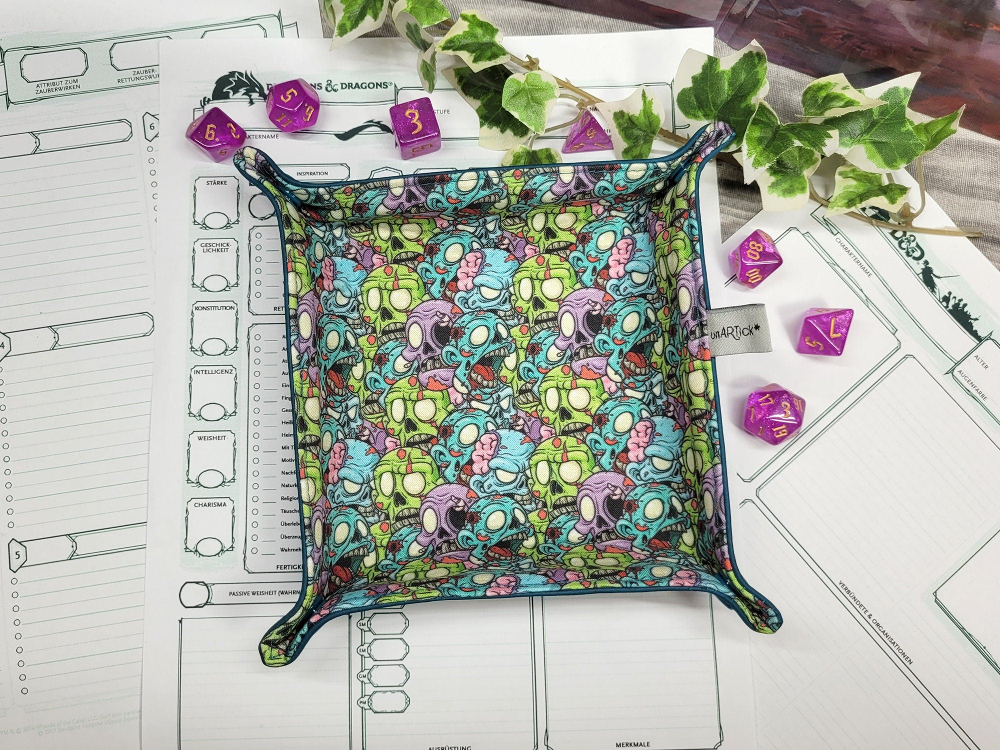 Zombies foldable dice mat S