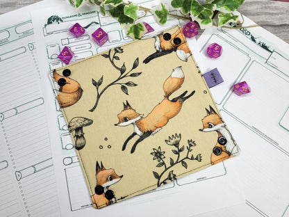 Foxes foldable dice mat S